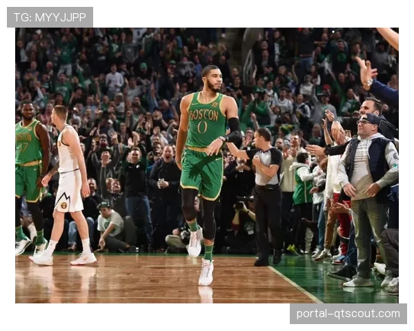 佩古拉因左膝伤势退赛，袁悦作为幸运落败者替补出战